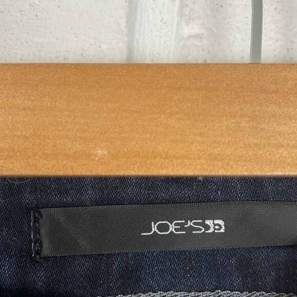 Joe’s women’s slim fit dark wash mini bootcut jean - Picture 2 of 5